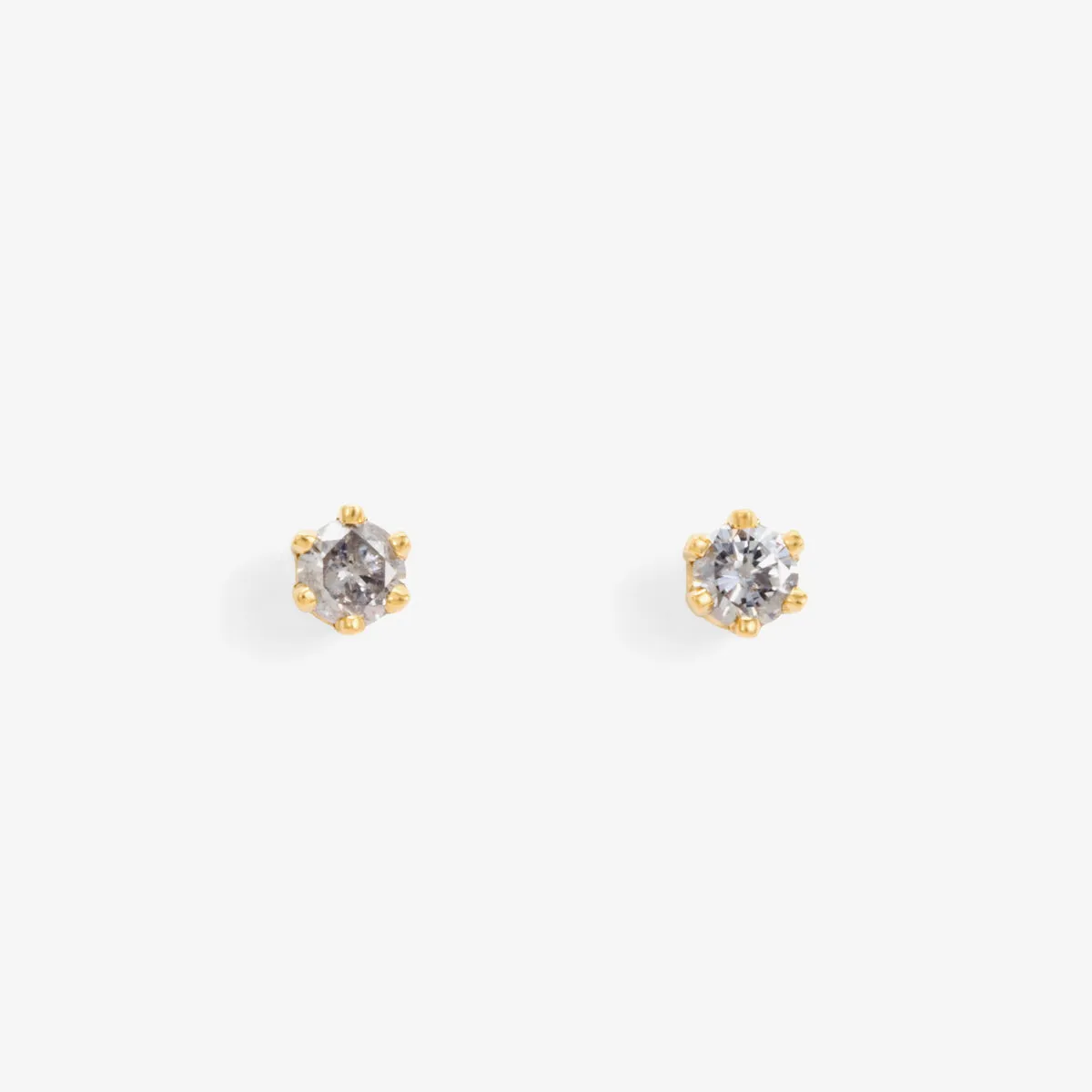 E1901GY | Baby Grey Diamond Studs
